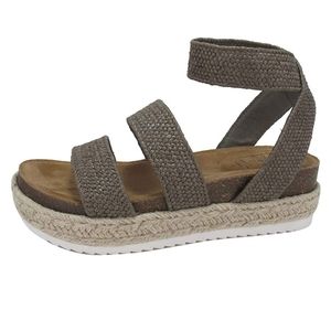 NWOB Jellypop Taupe Halstein Espadrille Sandals